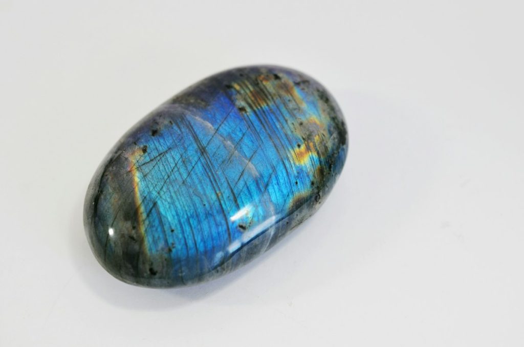 Labradorite Flash Pendant